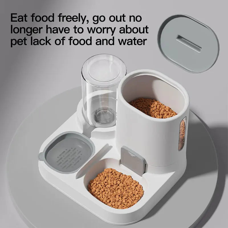 Gravity Food & Water Station
